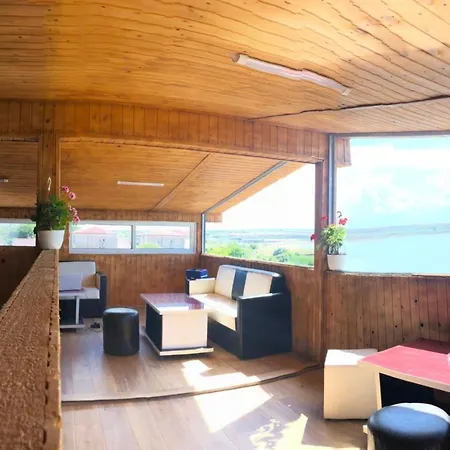 Pelikan Guest house *